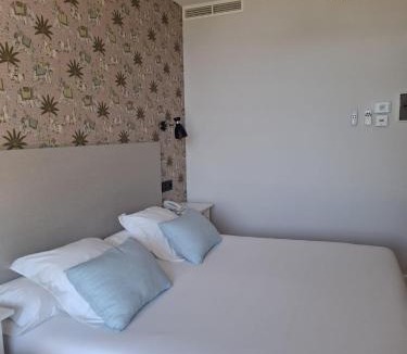 Cerdeira Hotel | Hotel Herbeira