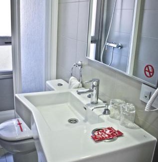 San Sebastian de la Gomera Hotel | Hotel La Colombina