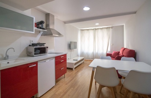 Barri Vell - Santa Creu Hotel | Hotel La Milagrosa