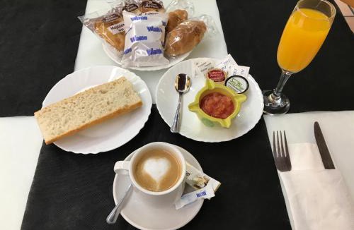 Santiago de la Ribera Hotel | Hotel Madrid