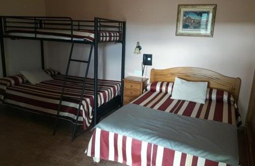 Banyeres de Mariola Hotel | Hotel Mesón el Castillo