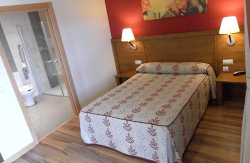 Milagros Hotel | Hotel Milagros Rio Riaza