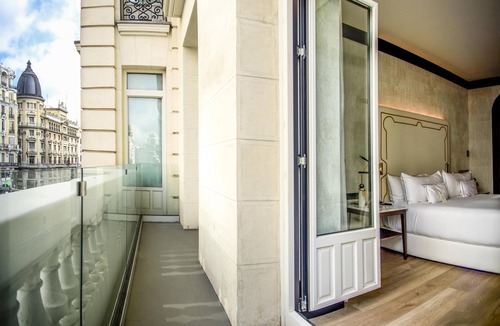 Centro Hotel | Hotel Montera Madrid, Curio Collection By Hilton
