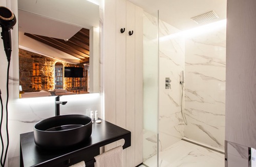 Santiago de Compostela Historic Centre Hotel | Hotel Plaza Obradoiro by Bossh! Hotels