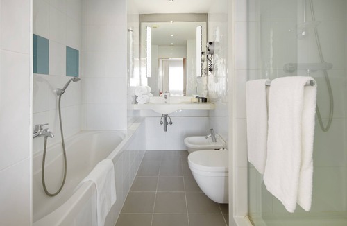 Barakaldo Hotel | Hotel Puerta de Bilbao