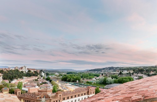 Old Town Hotel | Hotel Reina Cristina
