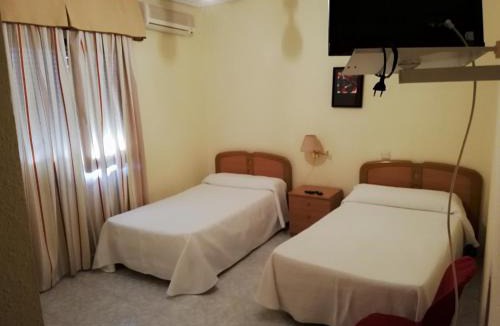 Argamasilla de Alba Hotel | Hotel Restaurante Peñarroya