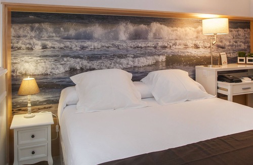 Vilanova I la Geltru Hotel | Hotel Ribes Roges