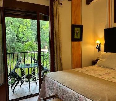 La Iruela Hotel | Hotel Rural Convento Santa Maria de la Sierra
