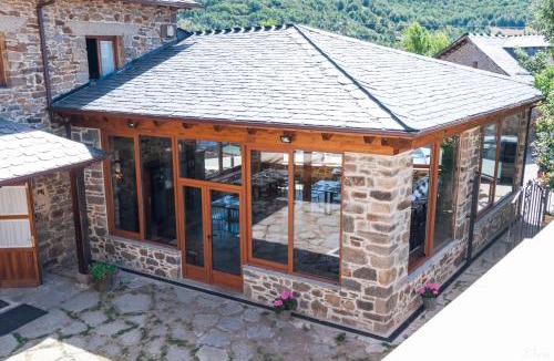 Robles de Laciana Hotel | Hotel Rural La Bolera