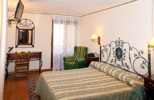 Santo Domingo de Silos Hotel | Hotel Santo Domingo de Silos