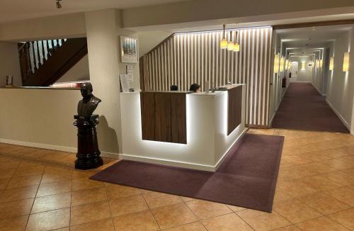 Aguilar de Campoo Hotel | Hotel Valentin