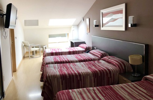 Arborbuena Hotel | Hotel Villa de Cacabelos