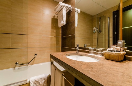 Peligros Hotel | Hotel YIT Conquista de Granada