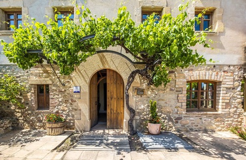 Llica d'Amunt Villa | House/14 pax 30 minutes Barcelona - swimming pool