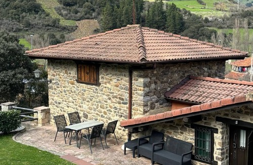Aliezo Apartment | HOUSE 5, WITH TERRACE AND GARDEN 2/5 PAX POTES PICOS DE EUROPA - CANTABRIA