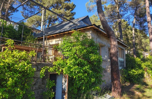 El Pimpollar House | House by the River in Santa María de la Alameda