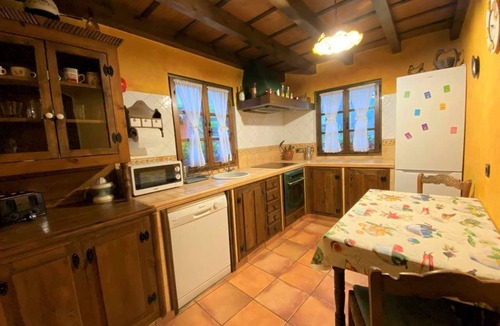 Parres House | House