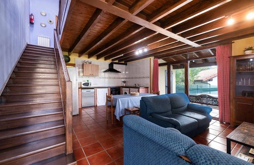 Llames de Pria House | House