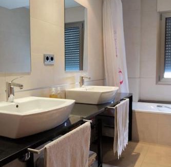 Bordils Apartment | House in Girona - Empordà