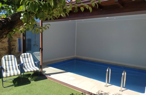 Valdespino de Somoza House | House in León. Ideal for families. Swimming pool. Grills. Astorga.