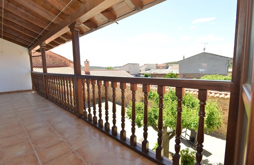 Valdespino de Somoza House | House in León. Ideal for families. Swimming pool. Grills. Astorga.