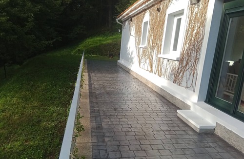 Brion Cottage | House in quiet area.