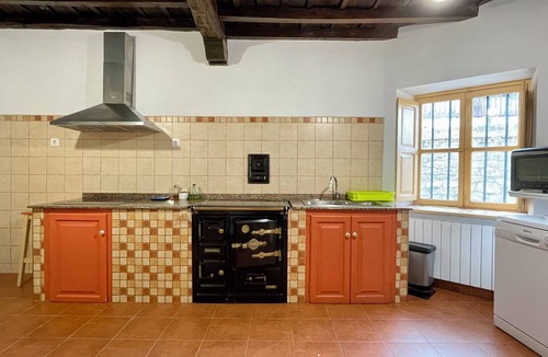 Mazcuerras House | HOUSE LOS NOGALES DE IBIO