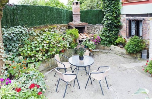 Villar de Huergo House | House Margot I