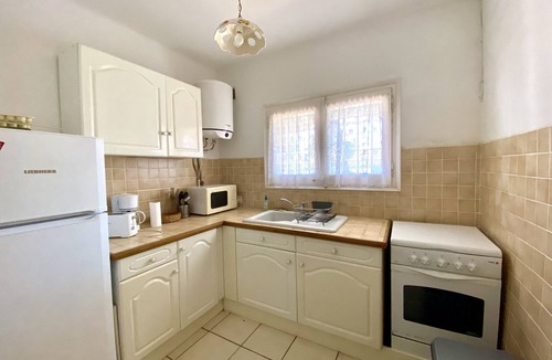 L'Escala House | House near the beach with garden, parking and barbecue