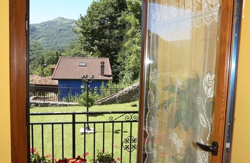 Narciandi Cottage | House RENTAL rural ENTIRETY, 5 bedrooms, 6 bathrooms, sleeps 10-12