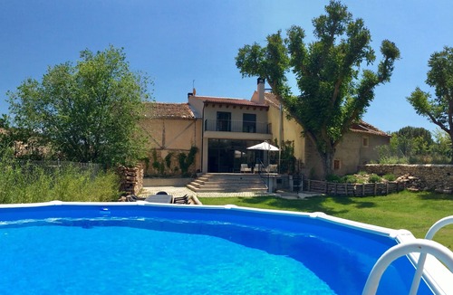 Pradena Cottage | House the three walnuts