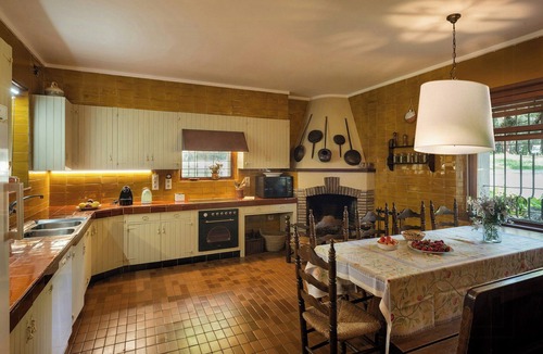 Macanet de Cabrenys House | House with jacuzzi and pool 40 km from Costa Brava