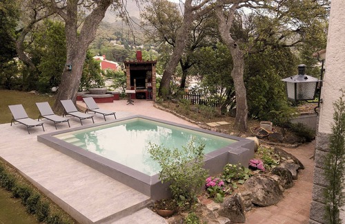 Macanet de Cabrenys House | House with jacuzzi and pool 40 km from Costa Brava