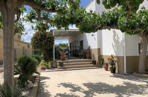 Deltebre House | House with swimming pool, children's playground, air conditioning, barbecue, terrace, parking