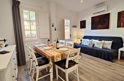 La Fosca House | House with terrace and garden at 30 meters from the sand beach of la Fosca.