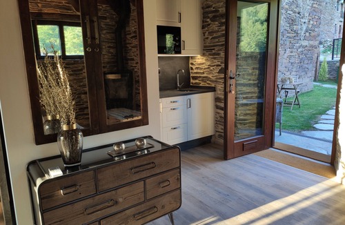 Samos Cottage | Houses of Outeiro for 2 people