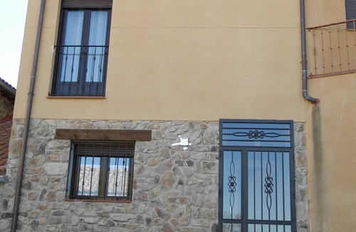 San Cristobal de Segovia House | Housing for use ¨Turístico "Corral del Duque"