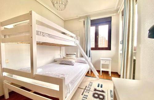 Carbajal de la Legua House | Housing León Casa con Jardín