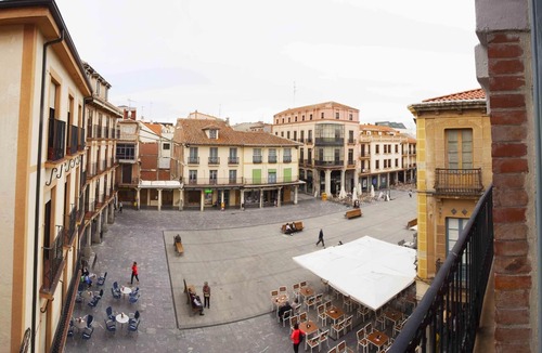 Astorga Apartment | Housingleon Fauno Apartments Astorga