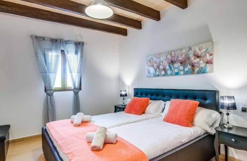 Sencelles Villa | Huge finca property in a quiet secluded location