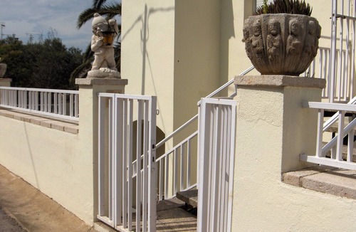 Roses Town Center House | I villa with private pool, large garden, porch, terrace and playground.