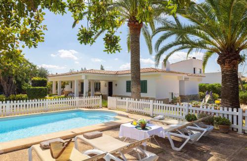 Plamanyola House | Ideal house for two families with pool and barbecue