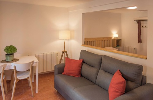 Cuenca Apartment | Ideal Parejas. Casco Antiguo. Nuevo y Tranquilo