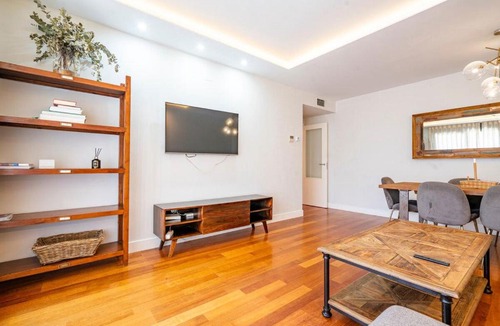 Hortaleza Apartment | IFEMA Terrace Apt Pool · Gym · Parking