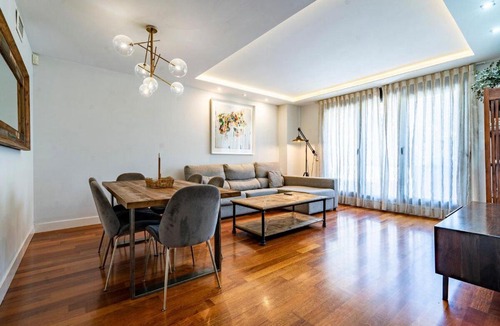 Hortaleza Apartment | IFEMA Terrace Apt Pool · Gym · Parking