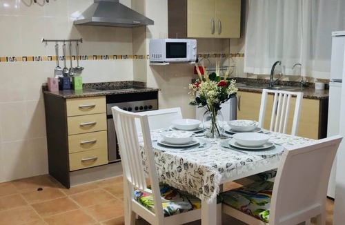 Port de Sagunt Apartment | Impeccable 3-Bed Apartment in Puerto de Sagunto
