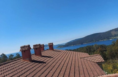 Sardinero Apartment | In the heart of Costa da Morte: charming apt. with pool and beach