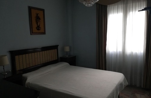 Triana Apartment | In Triana, spacious, bright and in a quiet area.