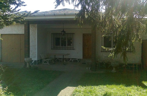 Villadangos del Paramo Ski Chalet | Individual villa on the Camino de Santiago.